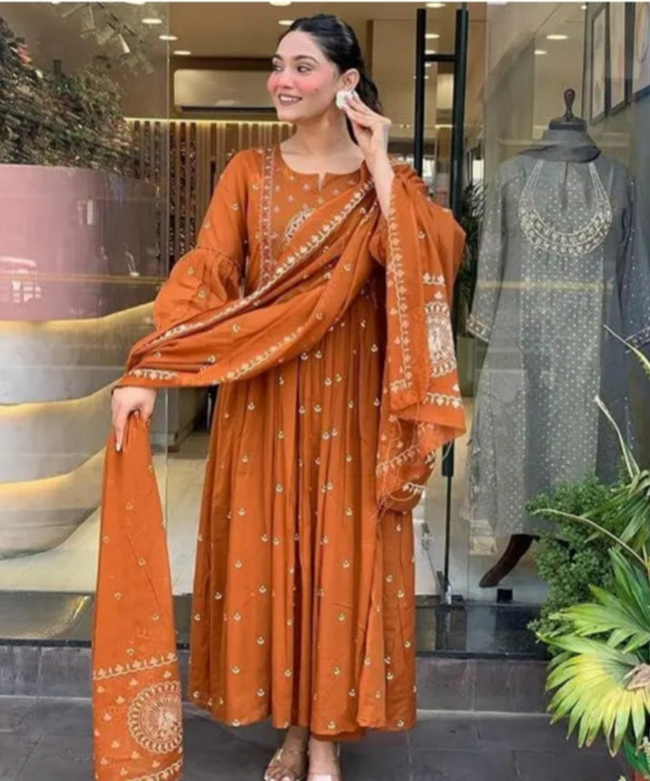 Charvi Alluring Kurtis